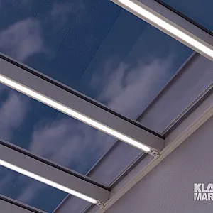 Terrassendach, Allwetterdach, formschönes und filigranes Glasdachsystem, auf das Wesentliche reduziert, in weiß, mit LED-Beleuchtung, Modell: KLAIBER NYON GP3100o